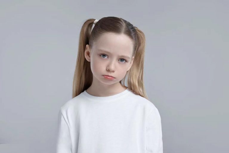 教育方式很可能导致女儿出现躯体反应,家长做对了吗 刘承洛记忆重组 972bf5201a0b48fbb4b7fc222defb12cnoop8 768x512 - 教育方式很可能导致女儿出现躯体反应,家长做对了吗