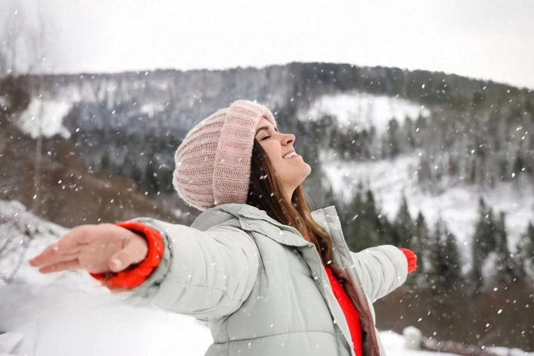 525933cb641049569dbbe8fdbd86b1d14noop5 768x512 - 女儿出现重度抑郁后，父母如何应对才不会错？