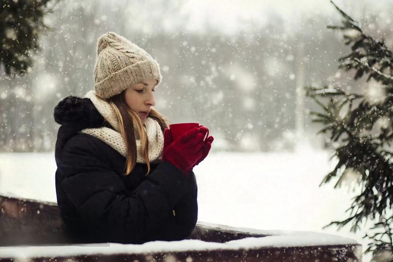 525933cb641049569dbbe8fdbd86b1d15noop20 768x512 - 陪伴不好回避型人格女儿的常见一个错误，是时候该知道了