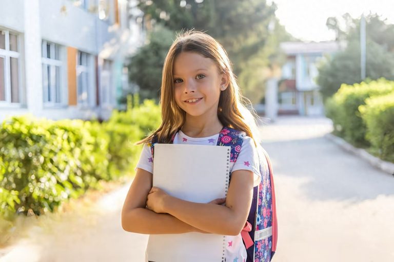 525933cb641049569dbbe8fdbd86b1d15noop126 768x512 - 重度抑郁的女儿被成功拯救，如何化解了她内心的恐惧？