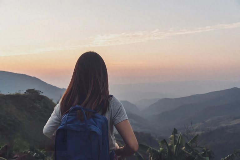 儿子陷入抑郁逃避,别再讲大道理,这样做拉他重见阳光 刘承洛记忆重组 263 768x512 - 儿子陷入抑郁逃避,别再讲大道理,这样做拉他重见阳光